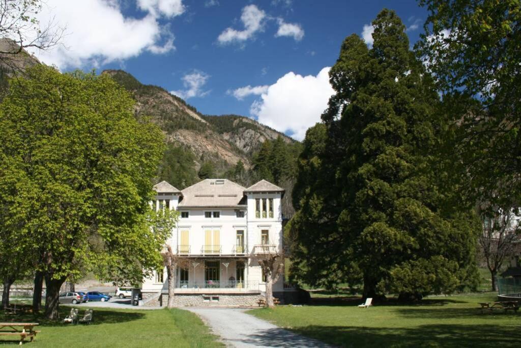 Villa Sequoia Jausiers Eksteriør bilde